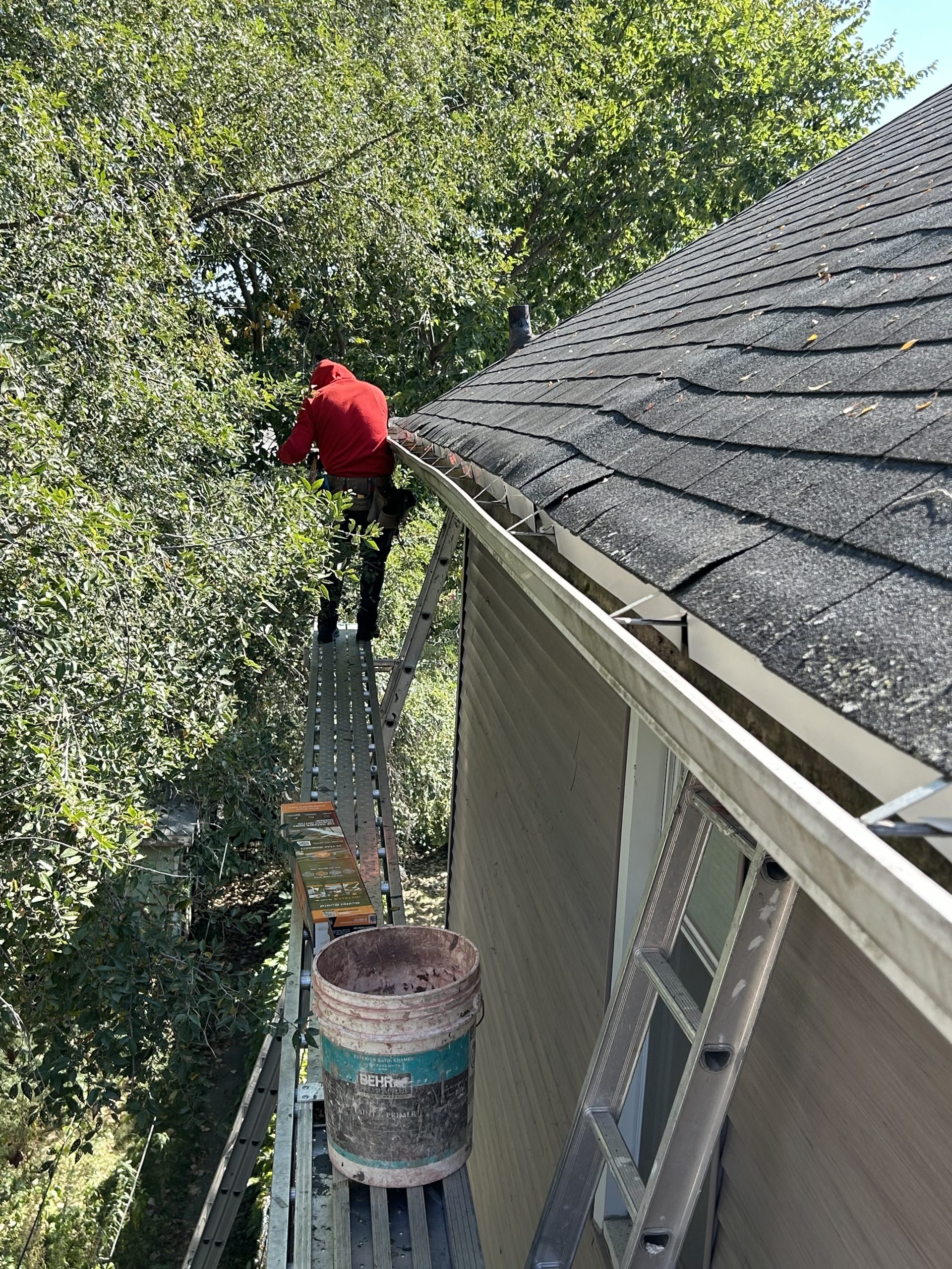 Gutter repair and downspout replacement in Chicago